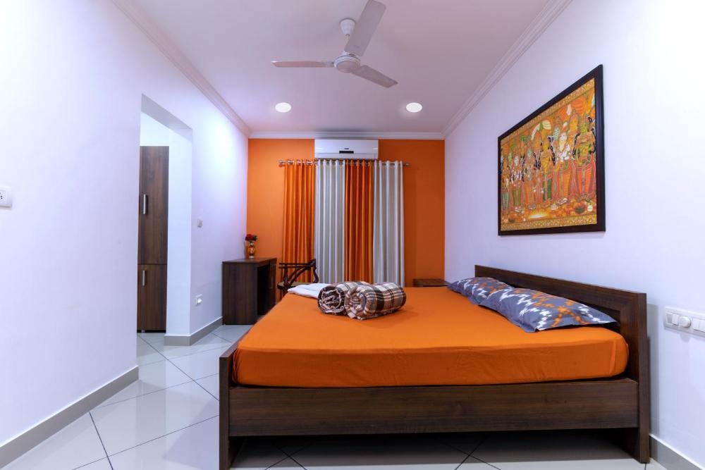 Room image 4